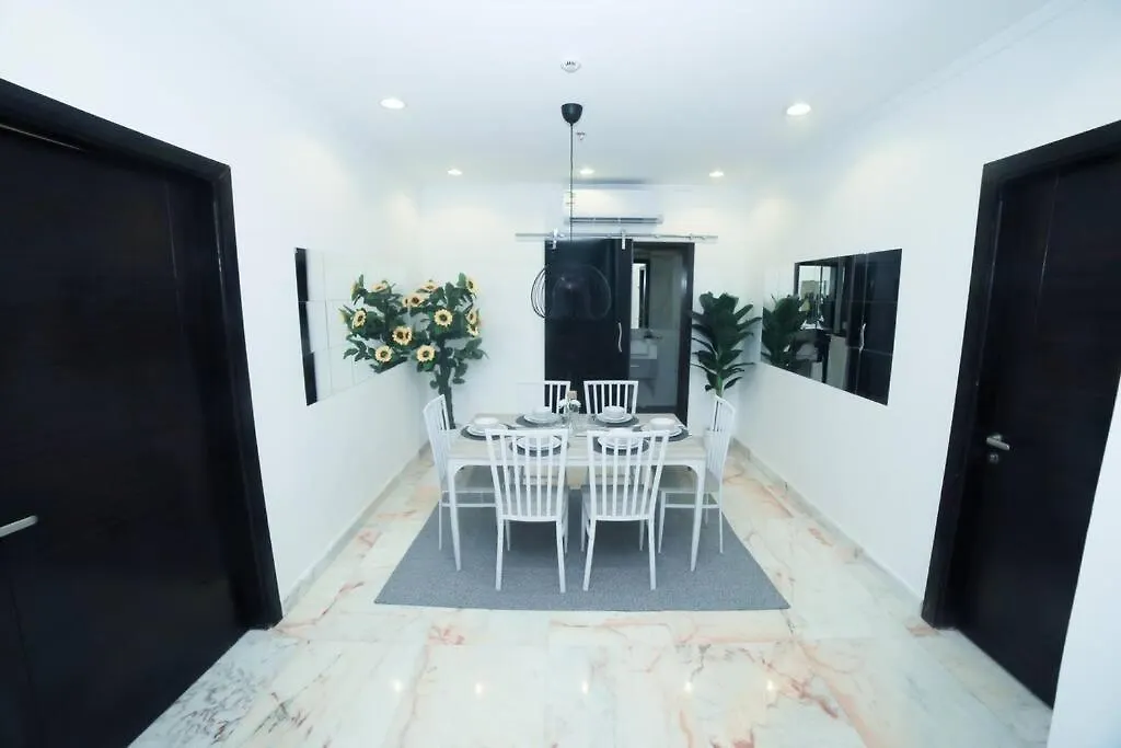Luxurious Modern Home In Front Of Jeddah City Walk 0*,  Saúdská Arábie