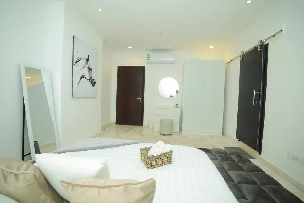 Luxurious Modern Home In Front Of Jeddah City Walk Apartment