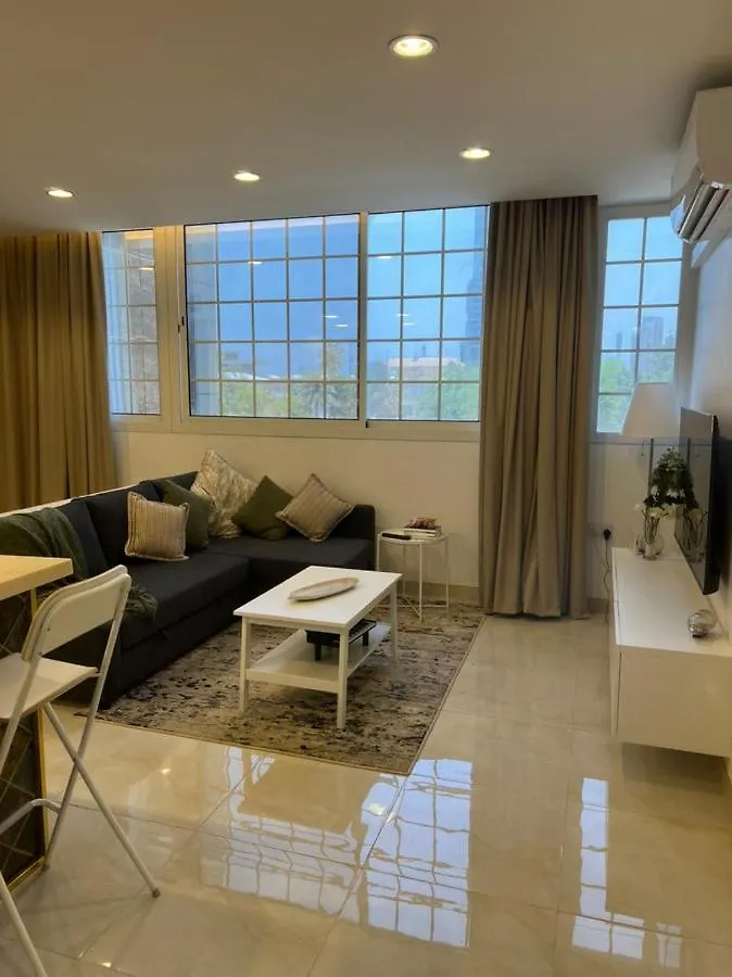 Luxurious Modern Home In Front Of Jeddah City Walk 0*,