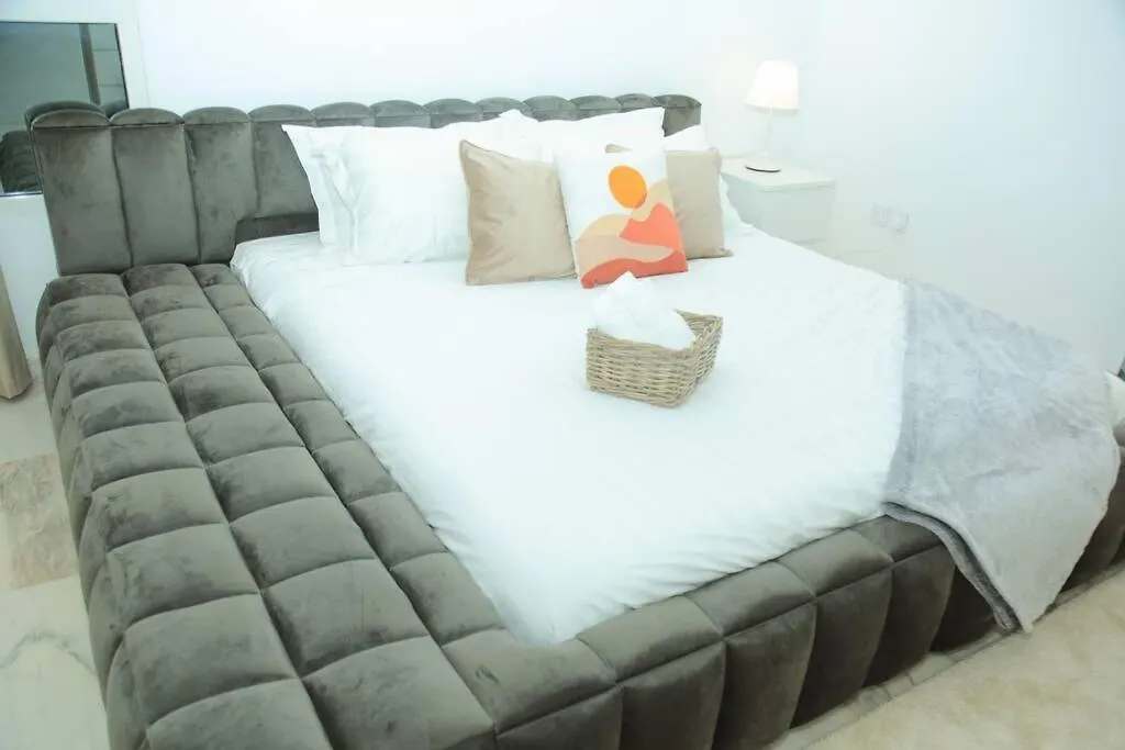 Luxurious Modern Home In Front Of Jeddah City Walk