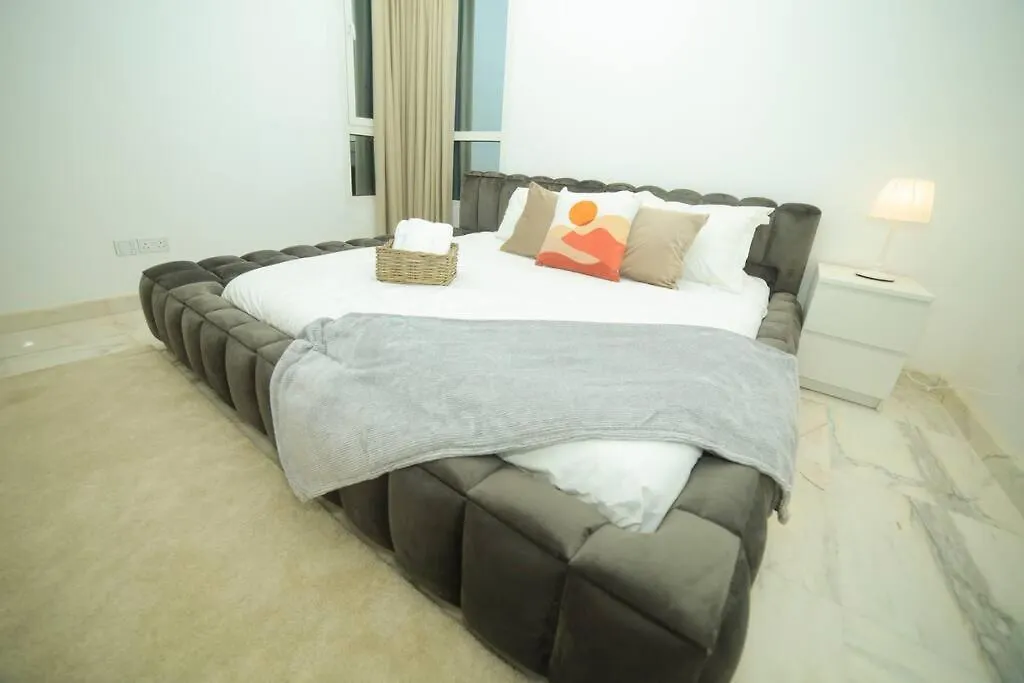 Luxurious Modern Home In Front Of Jeddah City Walk