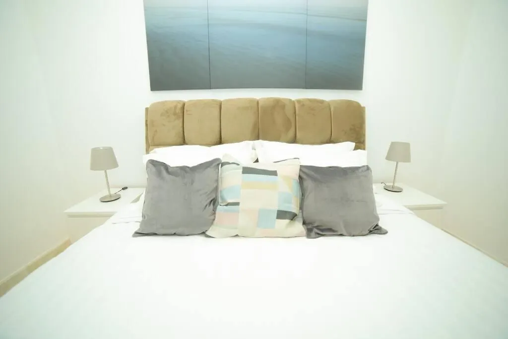 Luxurious Modern Home In Front Of Jeddah City Walk Apartment
