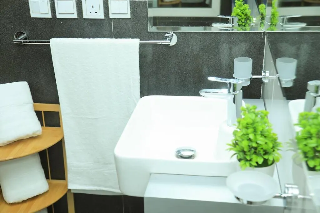 Luxurious Modern Home In Front Of Jeddah City Walk 0*,